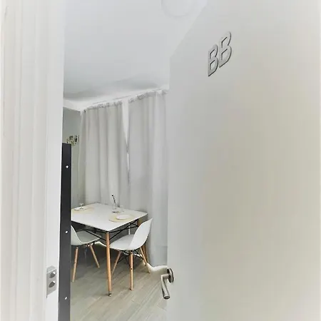 Coqueto Apartamento Nuevo En Pleno Centro De Algeciras Bb Esterno foto